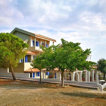Olive Bay Hilltop Apartments 아몰리아니 외부 사진