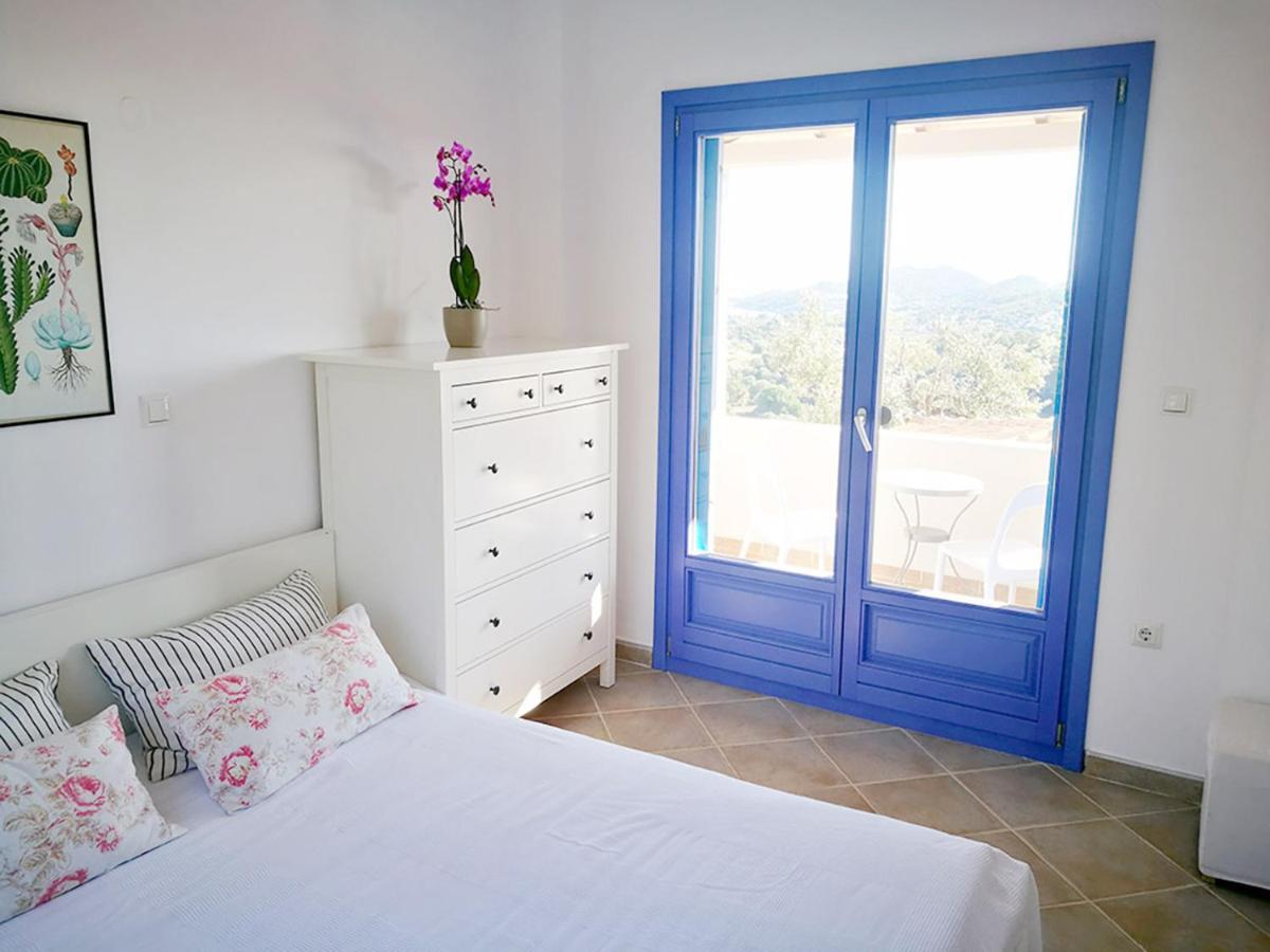 Olive Bay Hilltop Apartments 아몰리아니 외부 사진