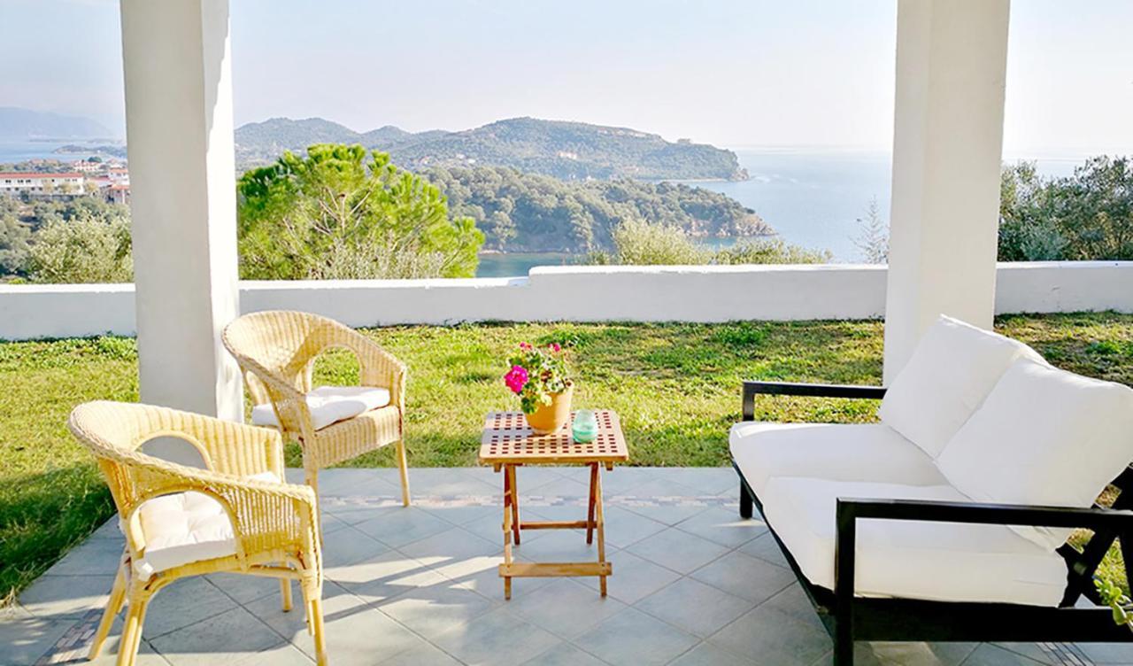 Olive Bay Hilltop Apartments 아몰리아니 외부 사진